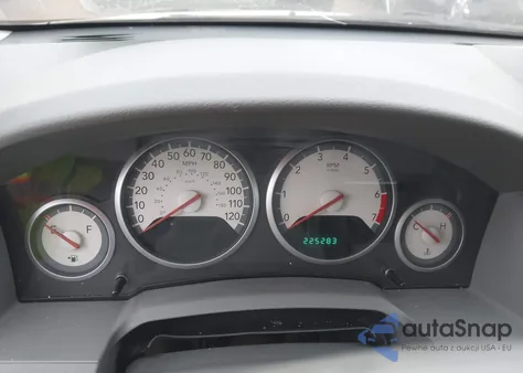 2010 Dodge Grand Caravan Sxt from USA, damaged, VIN 2D4RN5D11AR145857